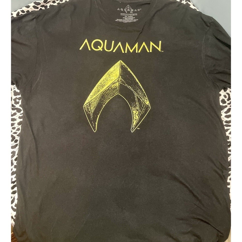 Aquaman Shirt Mens 2xl Short Sleeve Spell Out Logo Gold Black Crew Neck Tshirt